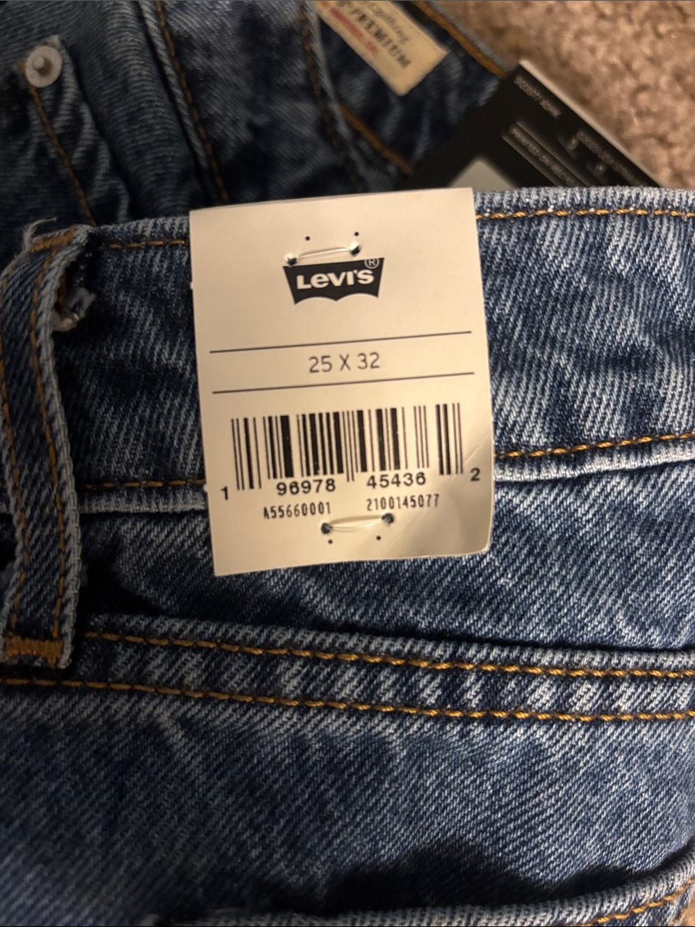 Levi's Low Loose Blue Straight-Leg Women's Jeans 25x32 - Picture 2 of 6